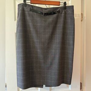 LAST CHANCE - Ann Taylor pencil skirt, size 14